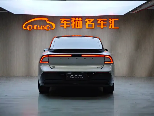 Xpeng P7+ — Фото автомобиля 5