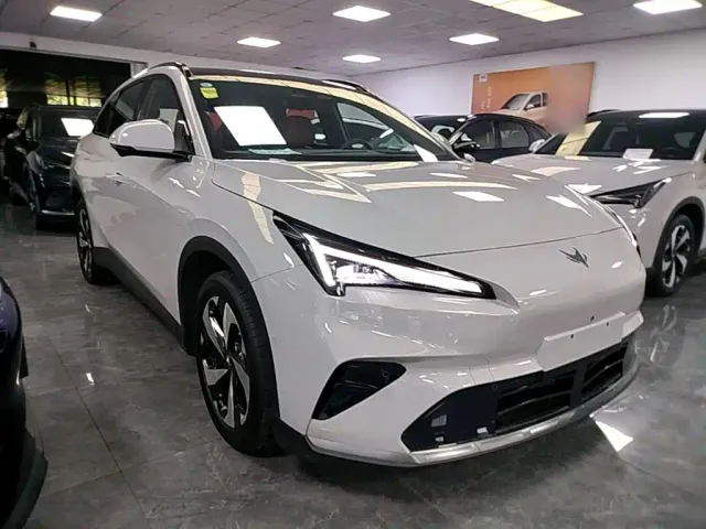 Arcfox Alpha T5 — Фото автомобиля 3