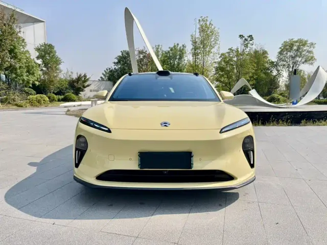 Nio ET5 Touring — Фото автомобиля 18