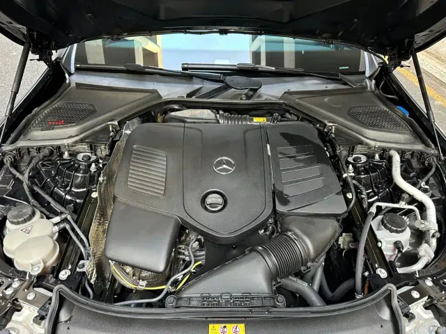 Mercedes-Benz E-Class — Фото автомобиля 7