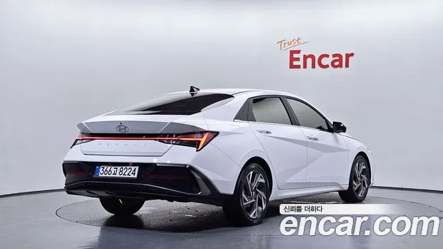 Hyundai AVANTE Новый Avante (CN7) — Фото автомобиля 2