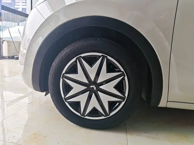 Wuling Bingo — Фото автомобиля 22