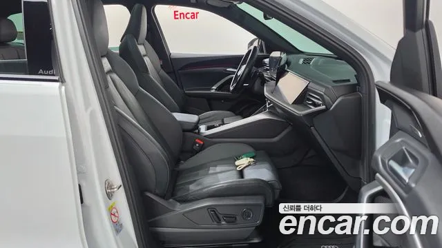 Audi Q5 40 TDI quattro S Line Black Edition — Фото автомобиля 11