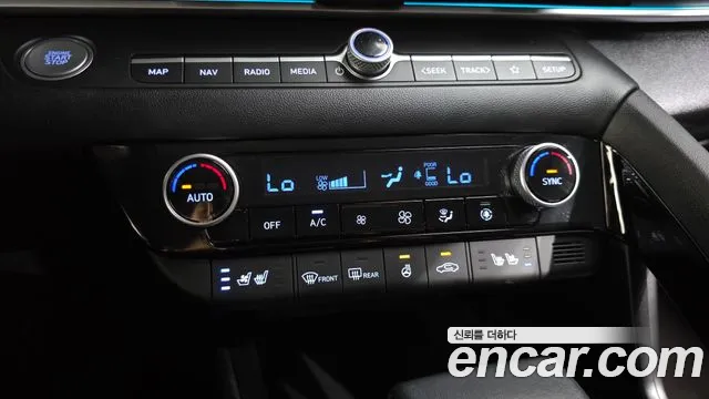 Hyundai AVANTE Новый Avante (CN7) — Фото автомобиля 16