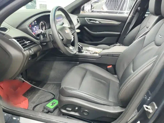 Cadillac CT5 — Фото автомобиля 14