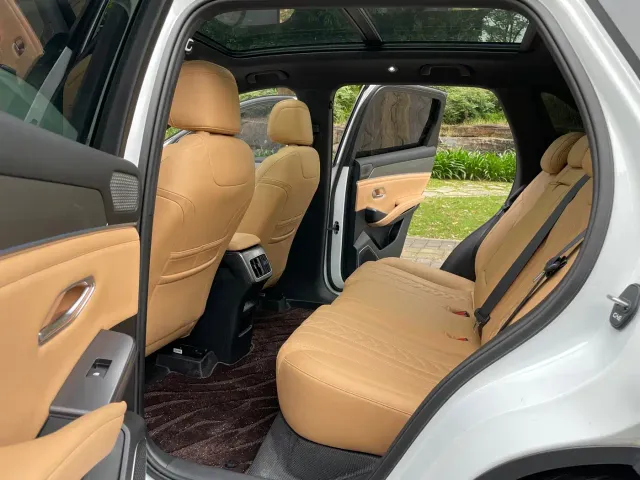 BYD Song L DM-i — Фото автомобиля 12
