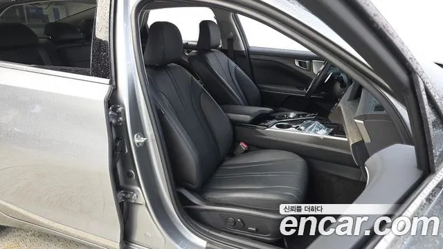 Kia K8 2.5 Бензин 2WD — Фото автомобиля 25