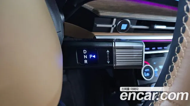 Hyundai Santa Fe MX5 — Фото автомобиля 9