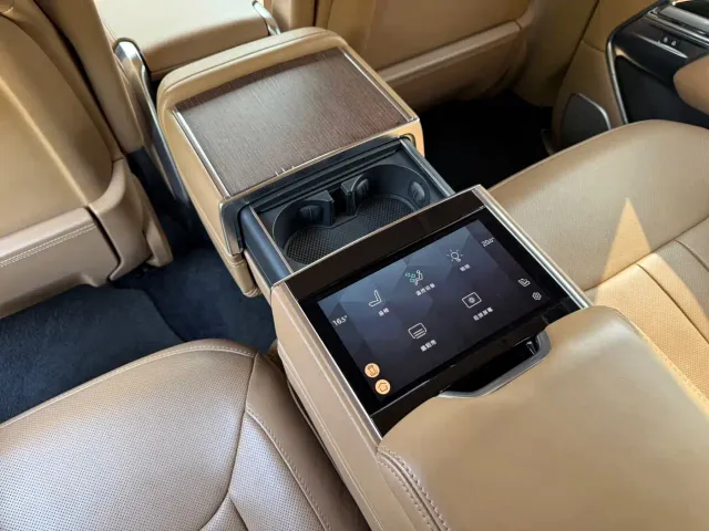 Land Rover Range Rover — Фото автомобиля 22