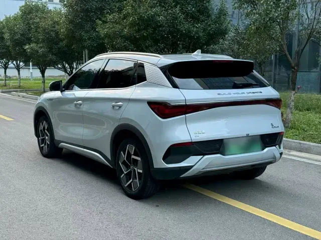 BYD Yuan PLUS — Фото автомобиля 4