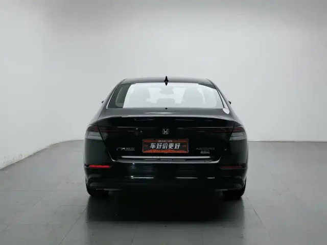 Honda Accord — Фото автомобиля 4