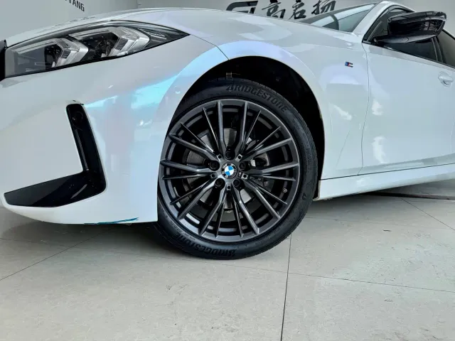 BMW 3 Series — Фото автомобиля 21