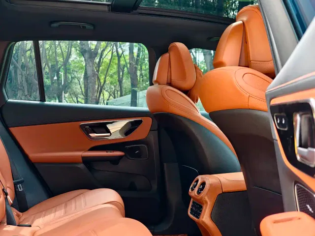 Mercedes-Benz GLC-Class — Фото автомобиля 17