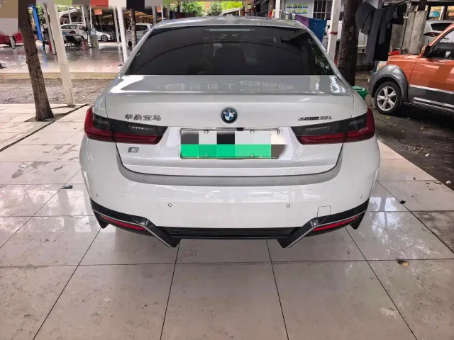 BMW i3 — Фото автомобиля 16