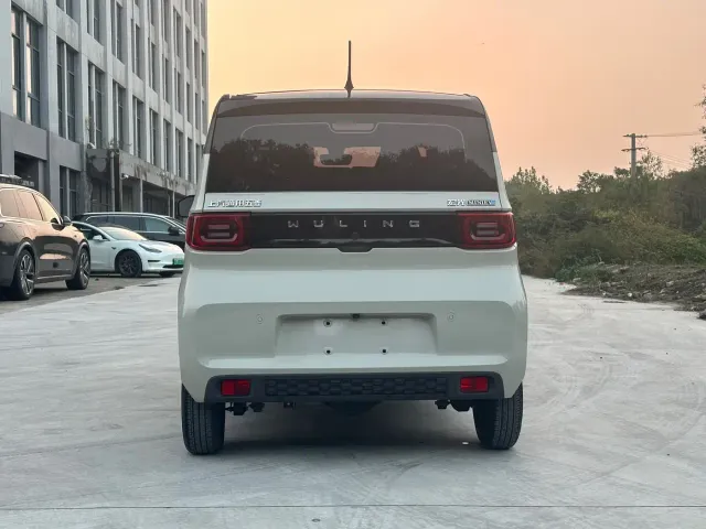 Wuling Hongguang Mini EV — Фото автомобиля 4