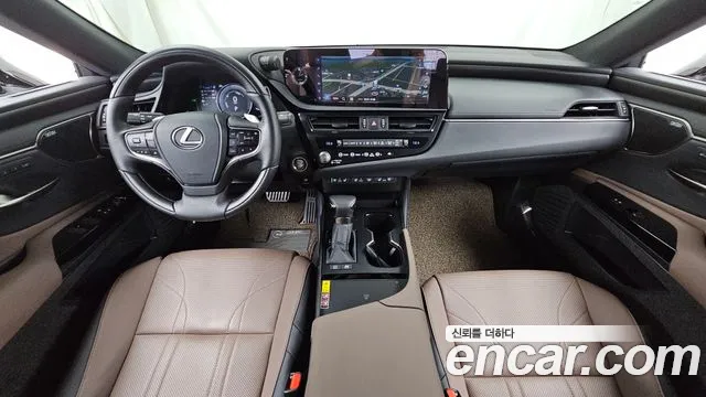 Lexus ES — Фото автомобиля 7