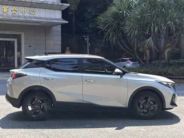GAC Trumpchi GS3 — Фото автомобиля 8