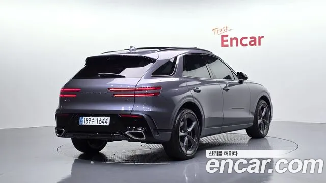 Genesis GV70 2.5T Бензин AWD — Фото автомобиля 2