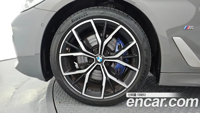 BMW 5 Series G30 — Фото автомобиля 5