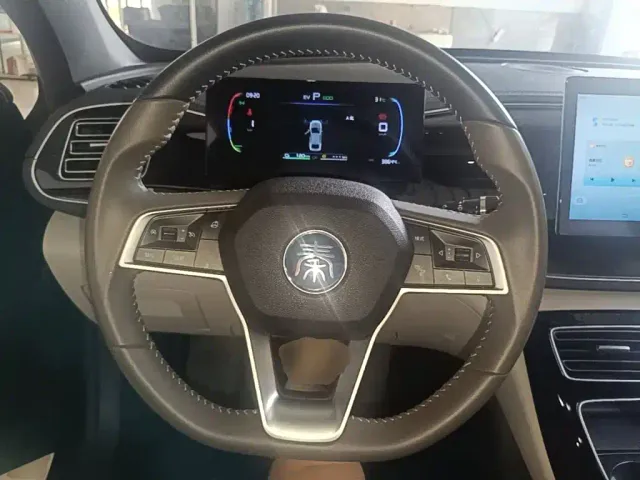 BYD Qin PLUS — Фото автомобиля 10