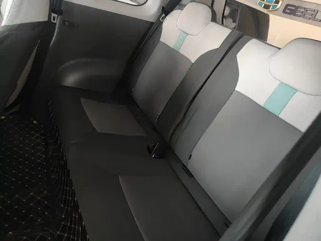 Changan Lumin — Фото автомобиля 16