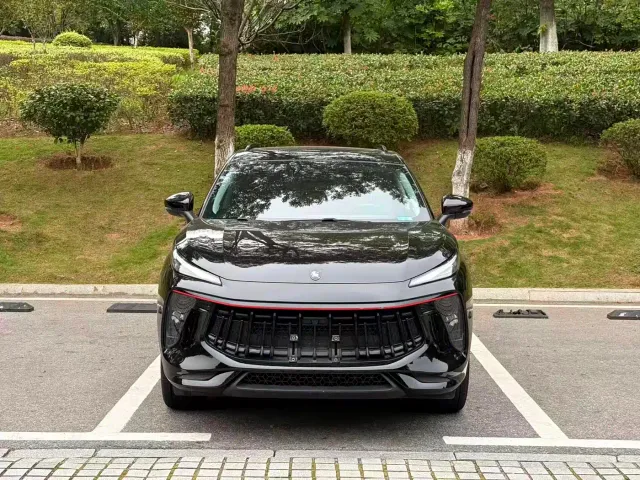 Forthing T5 Evo — Фото автомобиля 2