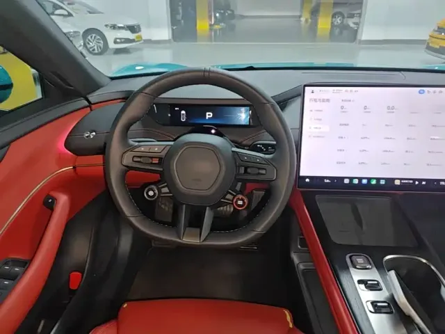 Xiaomi SU7 — Фото автомобиля 10