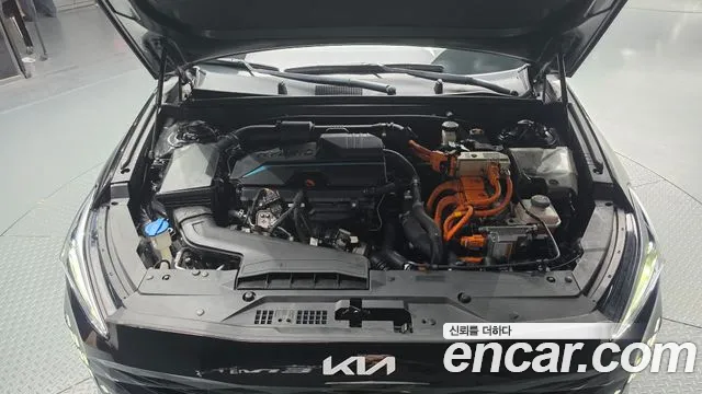 Kia K8 Hybrid — Фото автомобиля 9