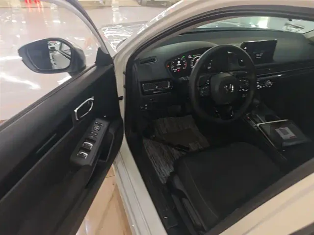 Honda Civic — Фото автомобиля 15