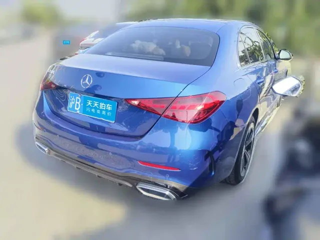 Mercedes-Benz C-Class — Фото автомобиля 2