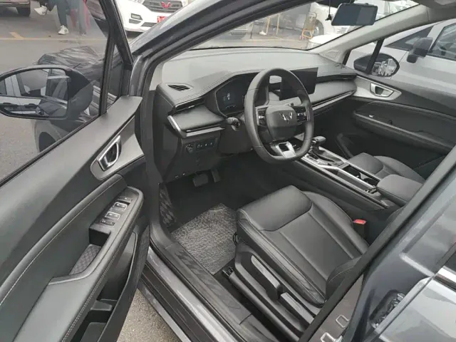 Wuling Jiachen — Фото автомобиля 15