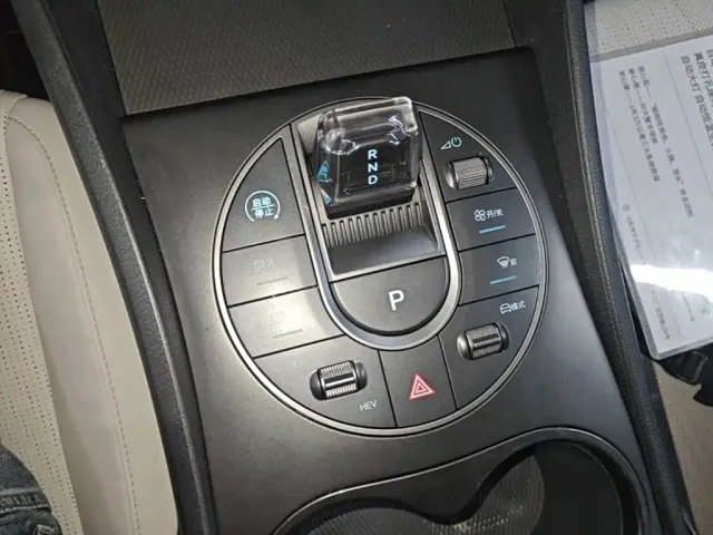 BYD Seal 05 DM-i — Фото автомобиля 13