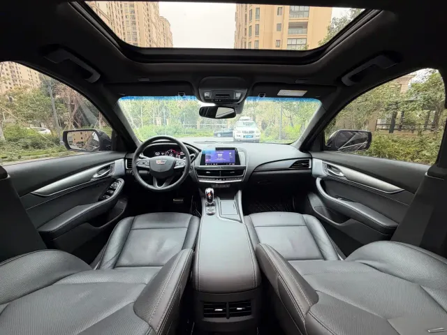 Cadillac CT5 — Фото автомобиля 11