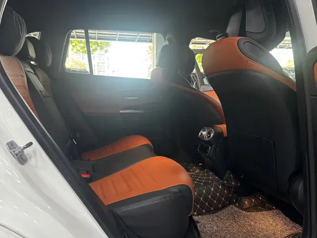 Mercedes-Benz GLC-Class — Фото автомобиля 13
