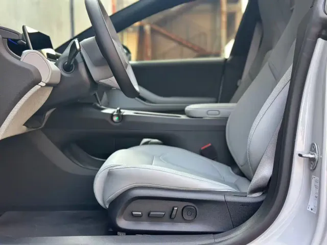 Nio ET5 Touring — Фото автомобиля 16