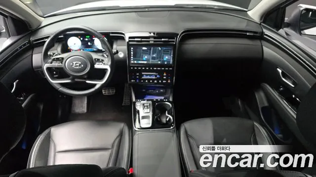 Hyundai Tucson Tucson (NX4) Дизель 2.0 2WD — Фото автомобиля 6