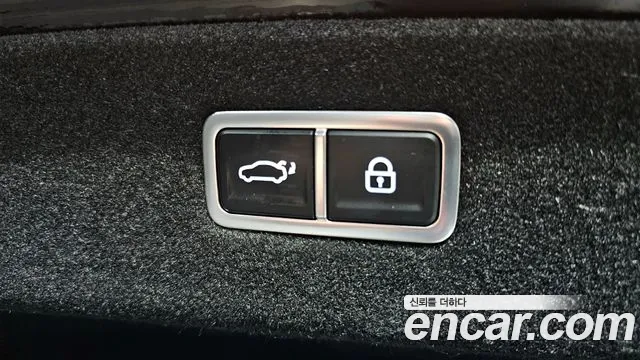 Genesis G90 Бензин 3.5 турбо AWD — Фото автомобиля 17