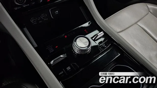 Jeep Cherokee WL — Фото автомобиля 12