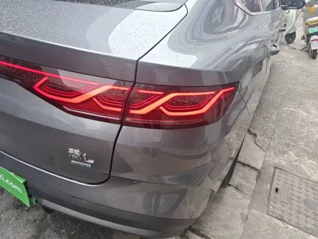 BYD Qin L — Фото автомобиля 7