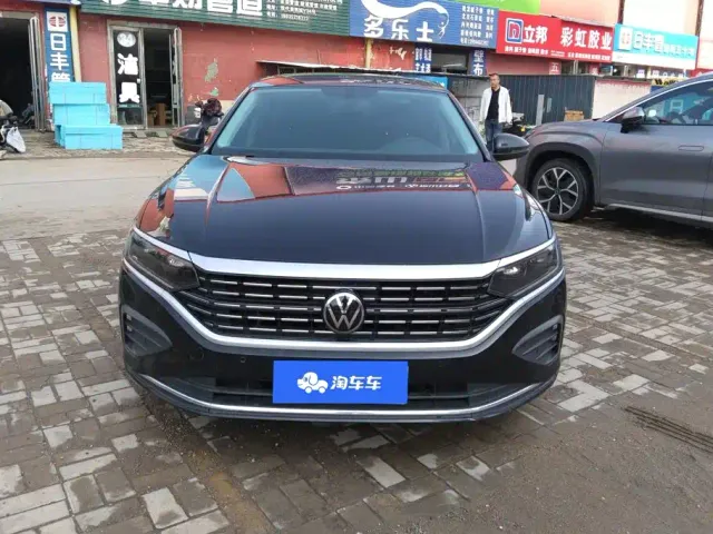 Volkswagen Passat — Фото автомобиля 2