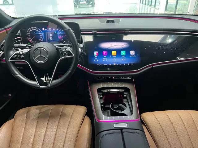 Mercedes-Benz E-Class — Фото автомобиля 9