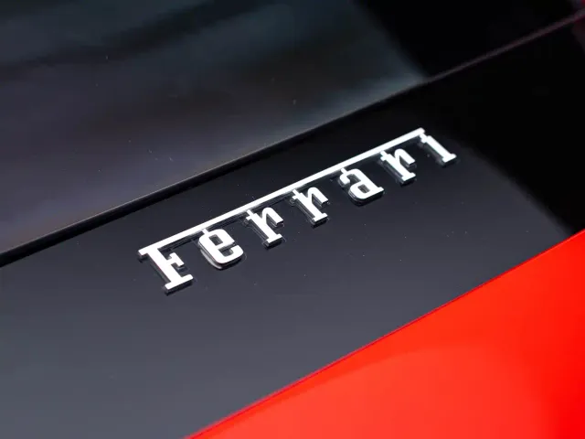 Ferrari F8 — Фото автомобиля 30