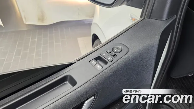Hyundai Staria — Фото автомобиля 27