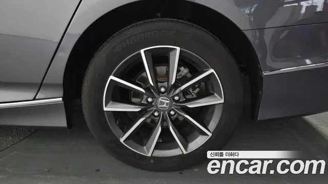 Honda Accord Accord 10 поколение 1.5 Turbo — Фото автомобиля 16