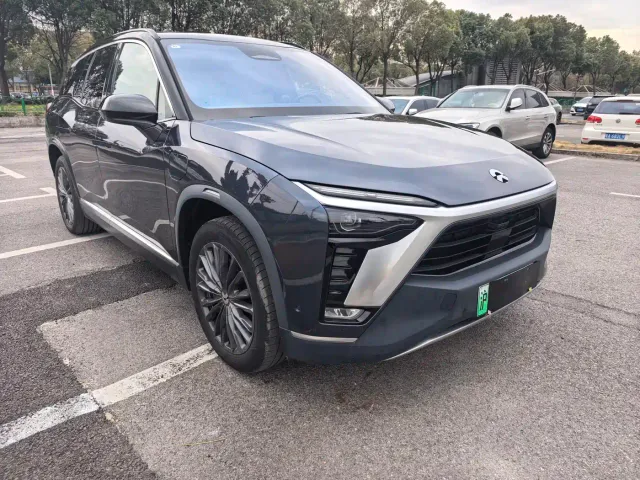 Nio ES8 — Фото автомобиля 3