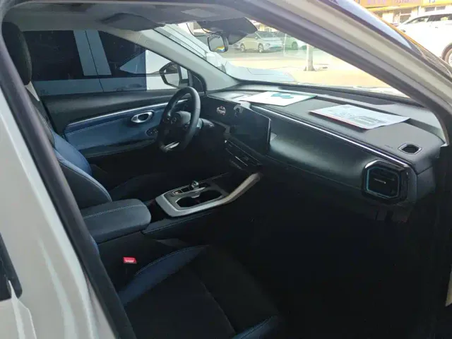 GAC Trumpchi GS3 — Фото автомобиля 8