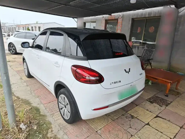 Wuling Bingo — Фото автомобиля 4