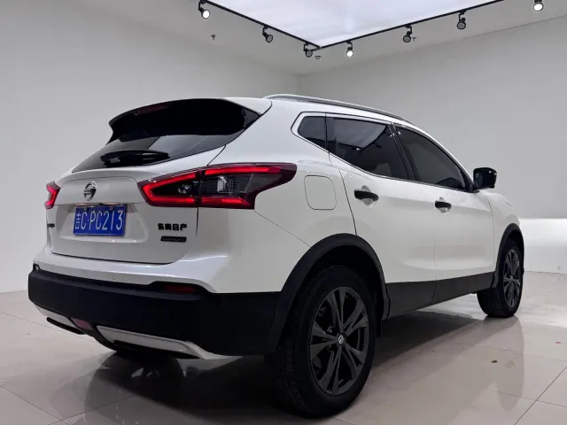 Nissan Qashqai — Фото автомобиля 6