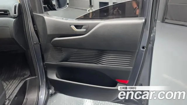 Hyundai Staria Staria Карго 5 мест — Фото автомобиля 25
