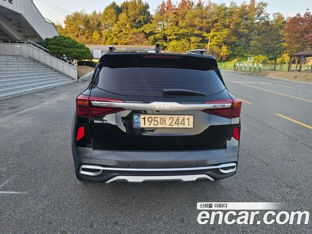 Kia Seltos — Фото автомобиля 13